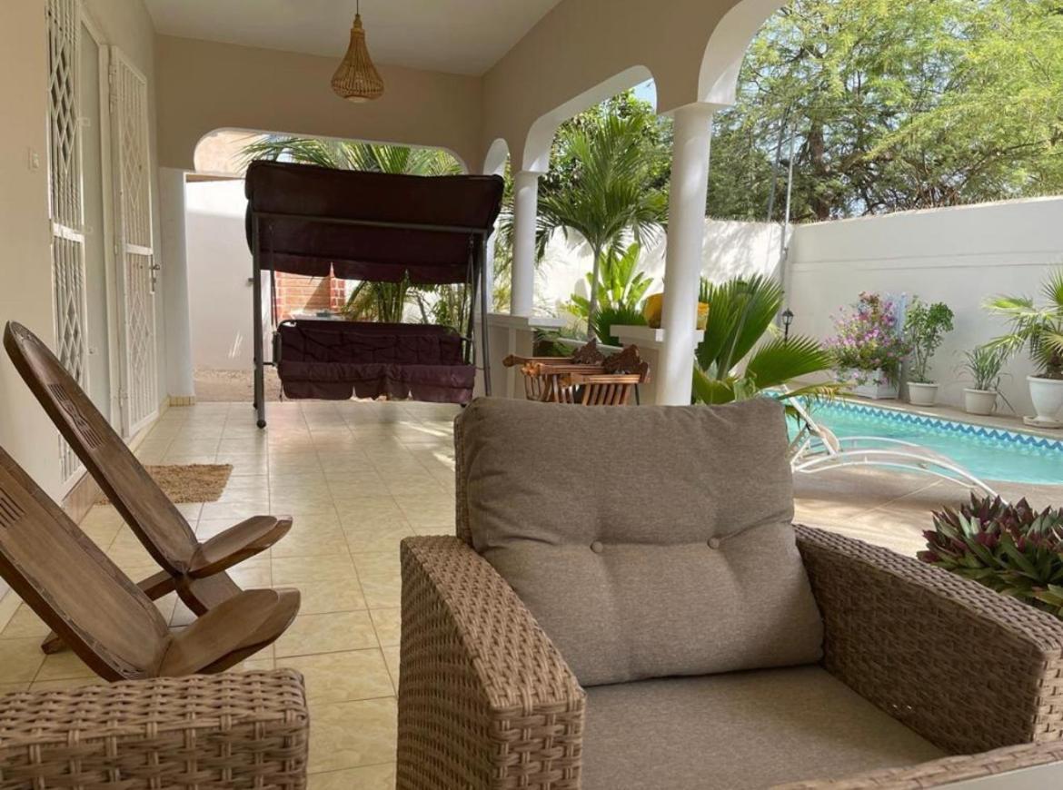 Villa Ngore Saly Екстериор снимка
