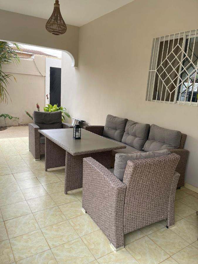 Villa Ngore Saly Екстериор снимка